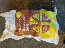 Kiln Dried Logs XL Sack 19.00 each or 5 for 90